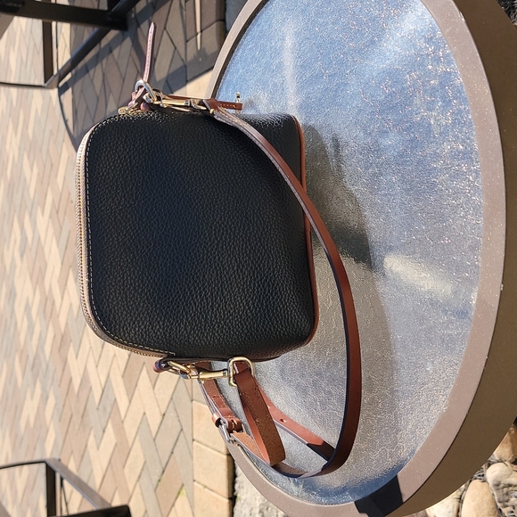 Dooney Bourke Bag - Picture 6 of 15